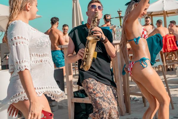 Saxofrancis-beach-show